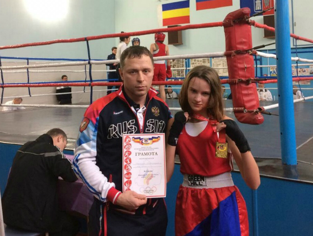 Спортсменка из Таганрога выиграла первенство области по боксу Спортсменка из Таганрога выиграла первенство области по боксу
