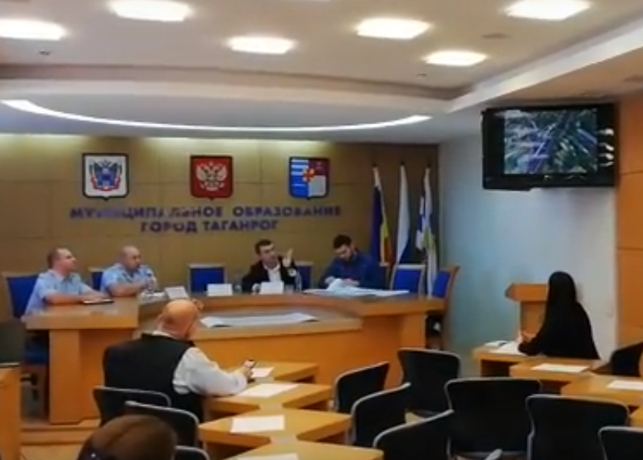 У новой «Ленты» в Таганроге может появиться переход со светофором У новой «Ленты» в Таганроге может появиться переход со светофором