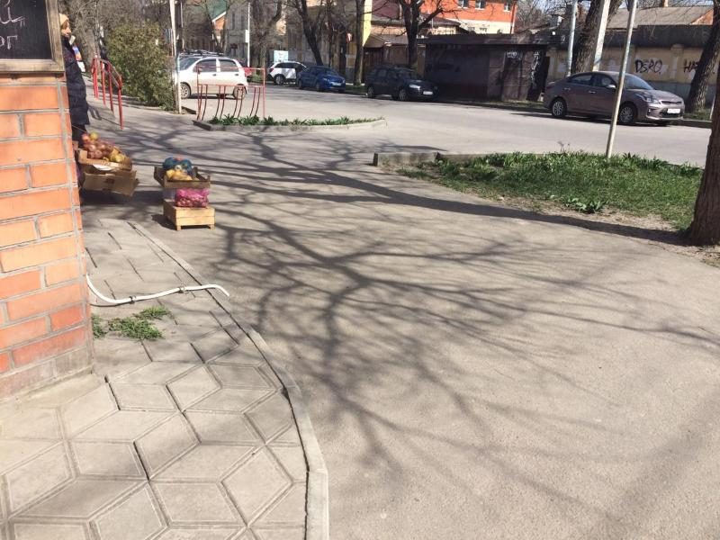 Расширены полномочия сотрудников Администрации по борьбе со стихийной торговлей Расширены полномочия сотрудников Администрации по борьбе со стихийной торговлей
