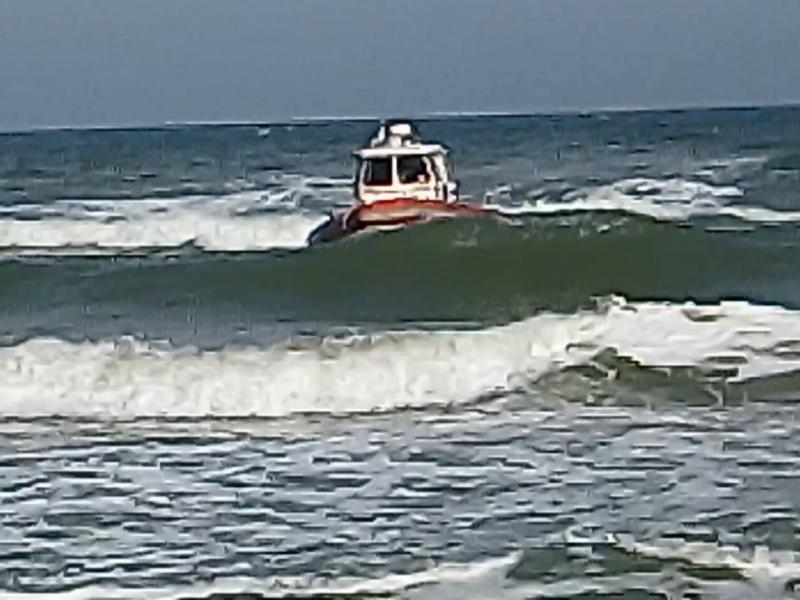 МЧС двое суток не может найти моряков с взорвавшегося танкера, приписанного в Таганроге МЧС двое суток не может найти моряков с взорвавшегося танкера, приписанного в Таганроге
