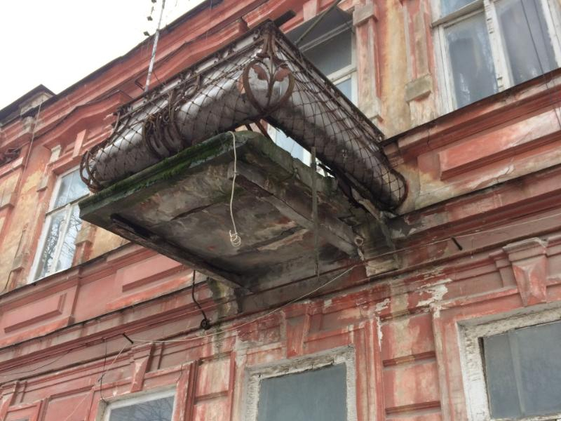 Не признают дом аварийным? По этому вопросу таганрожцы могут звонить в прокуратуру Не признают дом аварийным? По этому вопросу таганрожцы могут звонить в прокуратуру