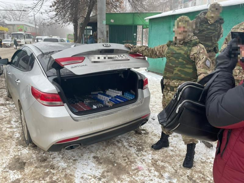 Табак «из-под полы»: таганрогские торговцы сигаретами остались с пустыми прилавками и полными руками штрафов Табак «из-под полы»: таганрогские торговцы сигаретами остались с пустыми прилавками и полными руками штрафов