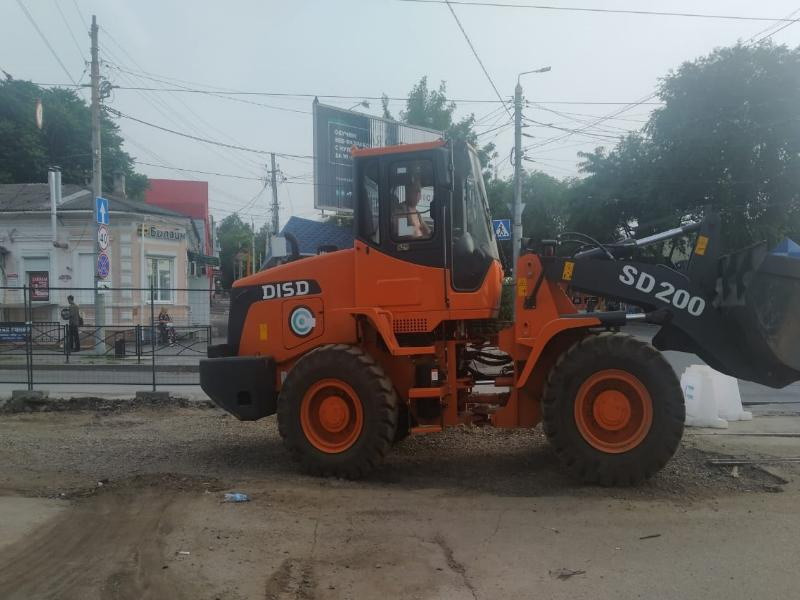 В отличие от многострадальной Петровской большой ремонт на улице Фрунзе продолжается В отличие от многострадальной Петровской большой ремонт на улице Фрунзе продолжается