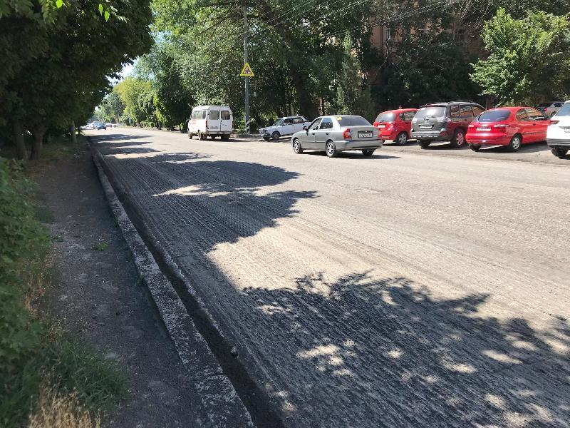В Таганроге делают ремонт улицы Свободы, следующая - Кузнечная В Таганроге делают ремонт улицы Свободы, следующая - Кузнечная