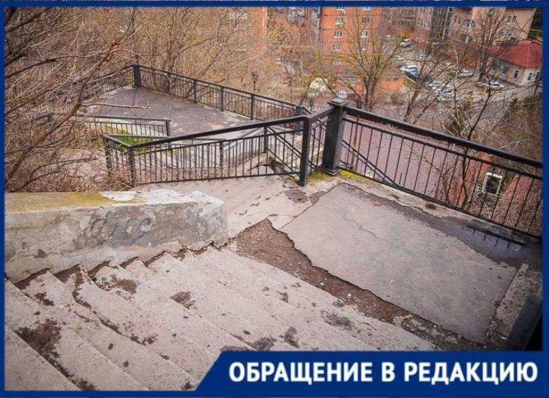 «Таганрог - будто государство в государстве», - женщина призывает очнуться горожан «Таганрог - будто государство в государстве», - женщина призывает очнуться горожан