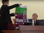  У депутатов Ростовской области вызвал жаркий спор закон о QR-кодах в общественных местах