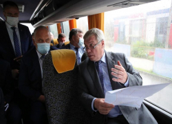 "Что под рельсами?": губернатор оценил ремонт трамвайных путей в Таганроге