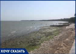700 тысяч нужно на песок для Приморского пляжа Таганрога, но денег нет и побережье в камнях