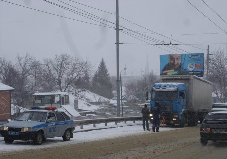 На Бакинском мосту в Таганроге запретят движение грузового транспорта