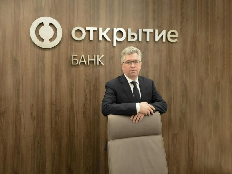 управляющий банка открытие