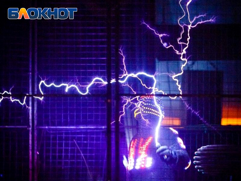 цирк на русском поле в таганроге. Смотреть фото цирк на русском поле в таганроге. Смотреть картинку цирк на русском поле в таганроге. Картинка про цирк на русском поле в таганроге. Фото цирк на русском поле в таганроге