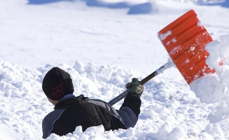 Работник таганрогской службы по благоустройству сочинил поэму про уборку снега