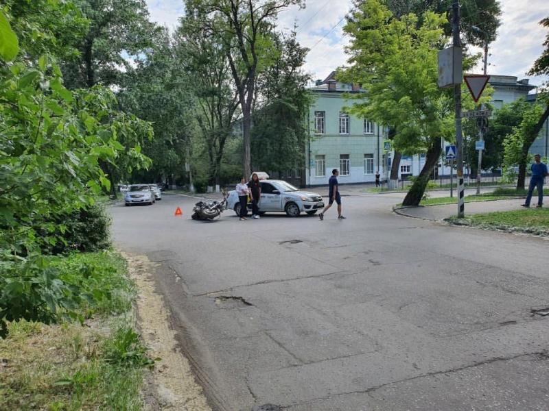 «Куда это годится?»: участники ДТП на Чехова-Тургеневской ждали полицию 2, 5 часа