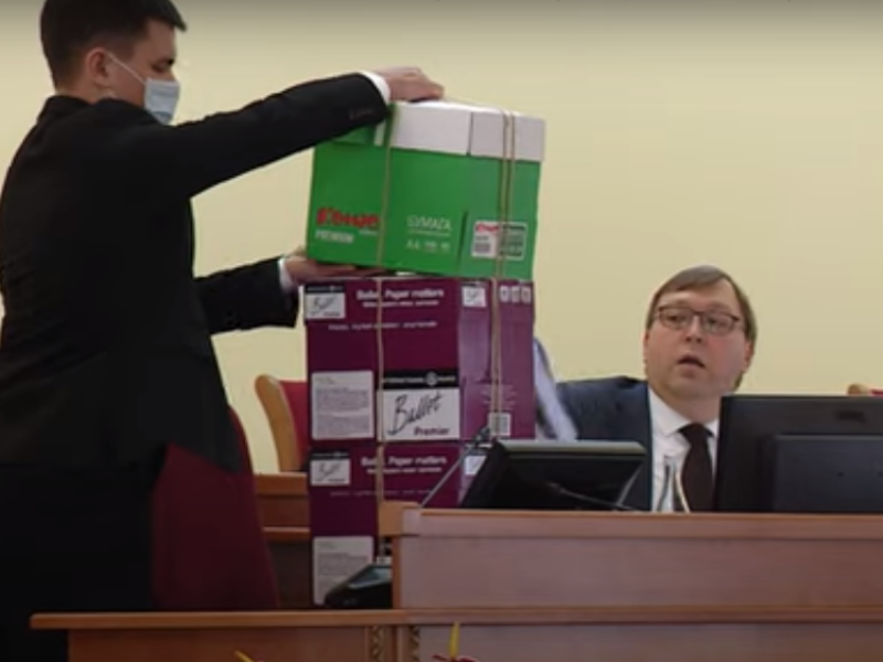 У депутатов Ростовской области вызвал жаркий спор закон о QR-кодах в общественных местах